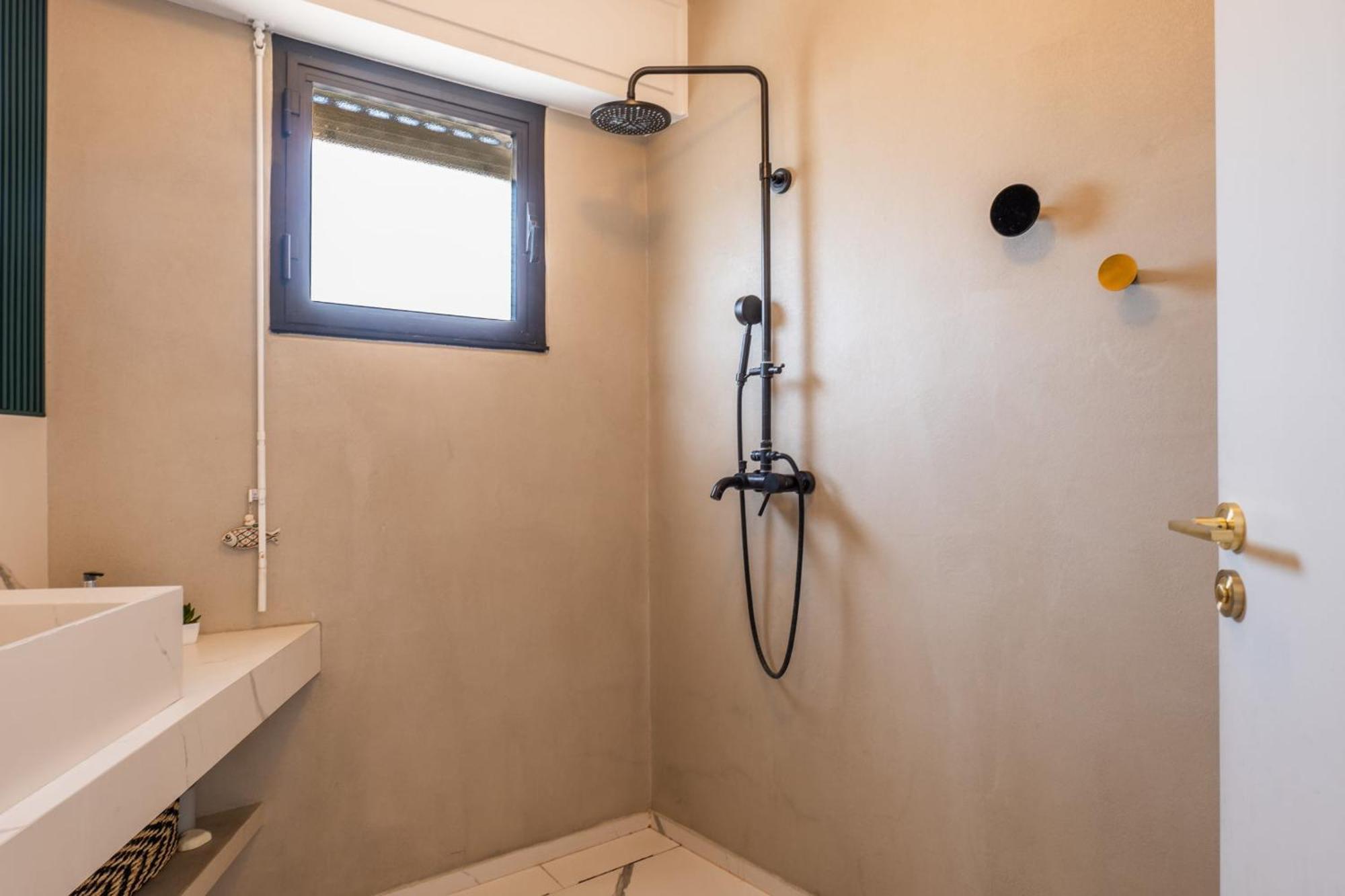 2-br Rooftop In Palm 2-min Walk To Beaches Appartement Cannes